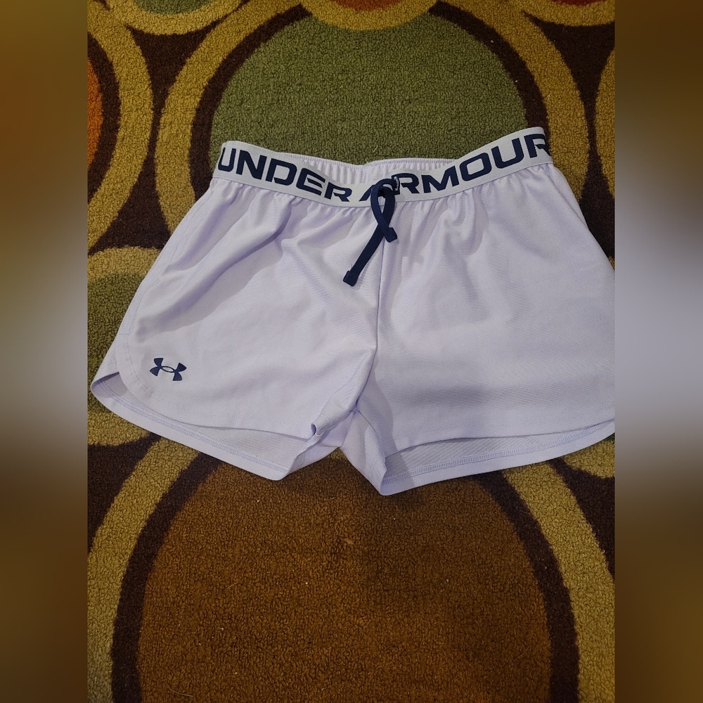 Under Armor Lilac Size LG Active Shorts